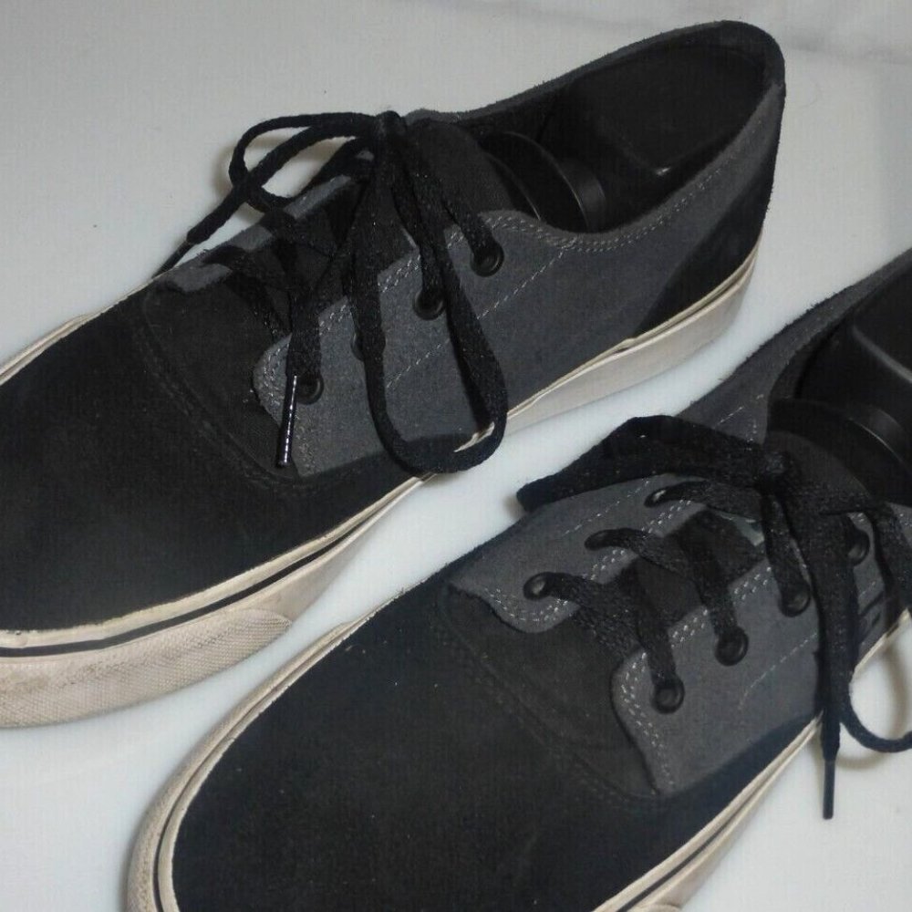 SH3 Black Suede DC Men's Running Shoes SKATEBOARD SHOES SIZE 8 US Shoes